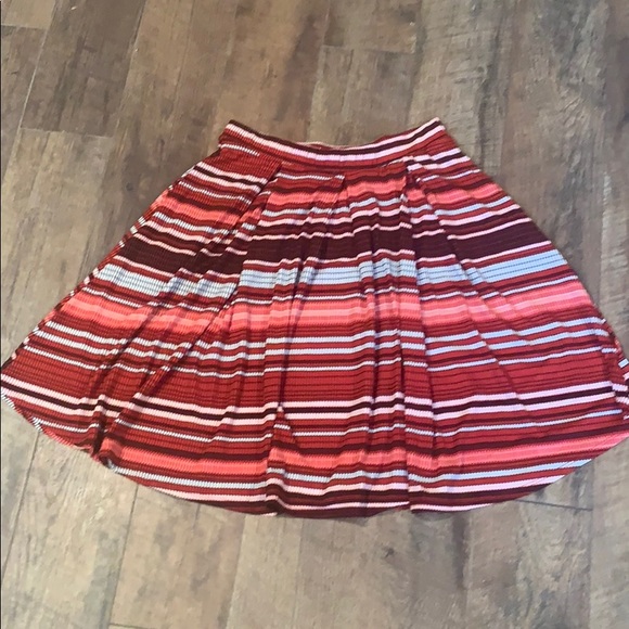 Madison A-Line skirts - Picture 5 of 6